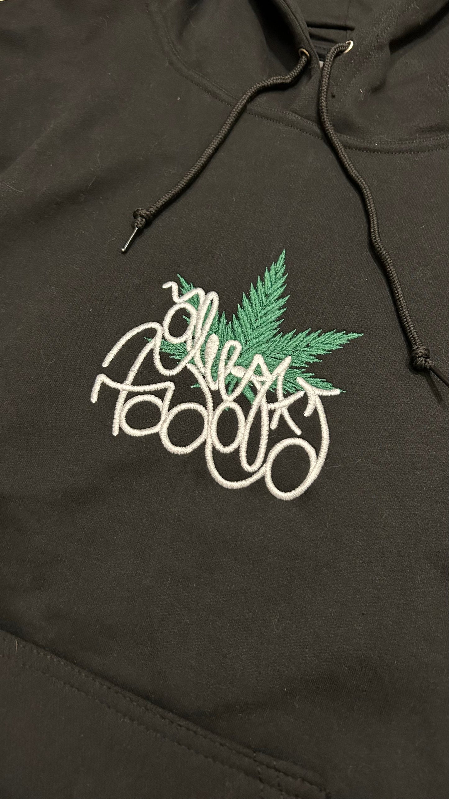 moletom "planta" preto